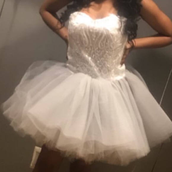 Prom dress - Picture 2 of 2